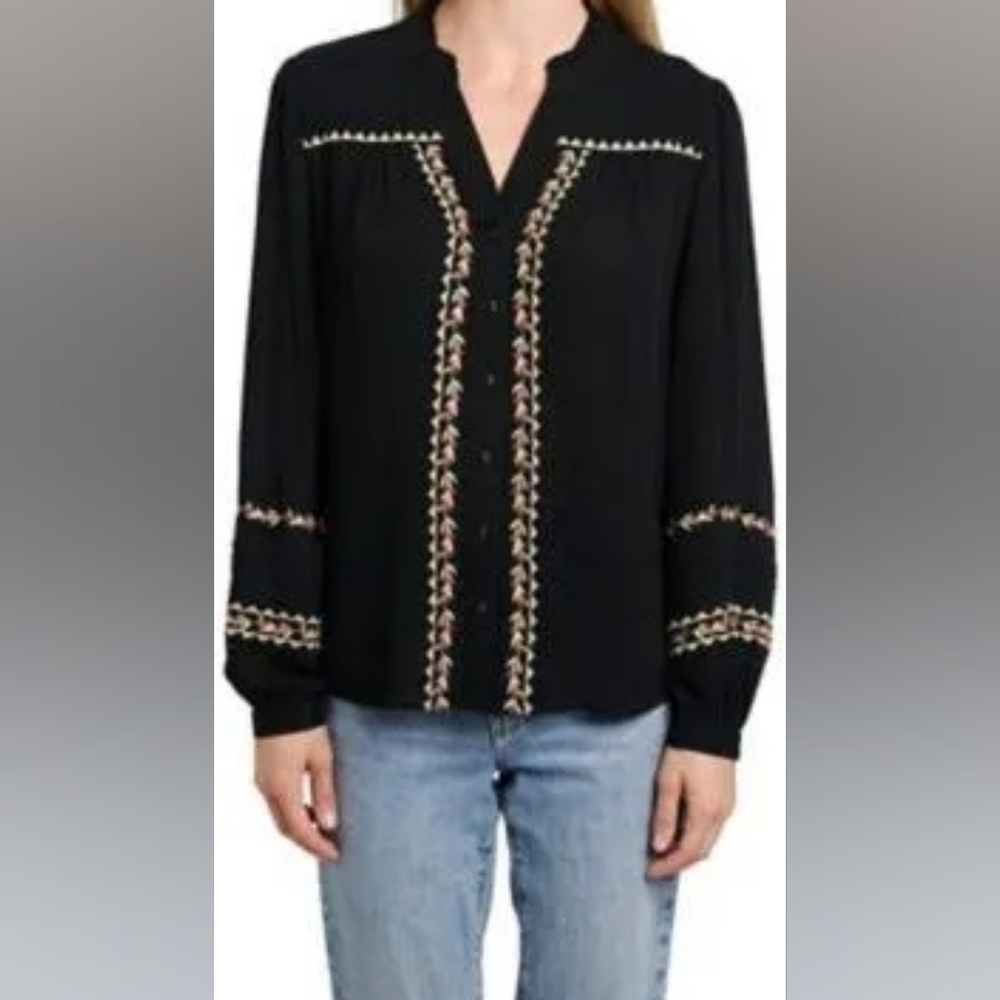 🔴2/$15 Vintage Threads Tribal Blouse